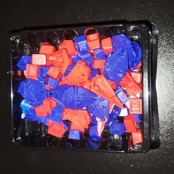 Star Wars Monopoly Original Trilogy Board Game - Picture 6 of 6